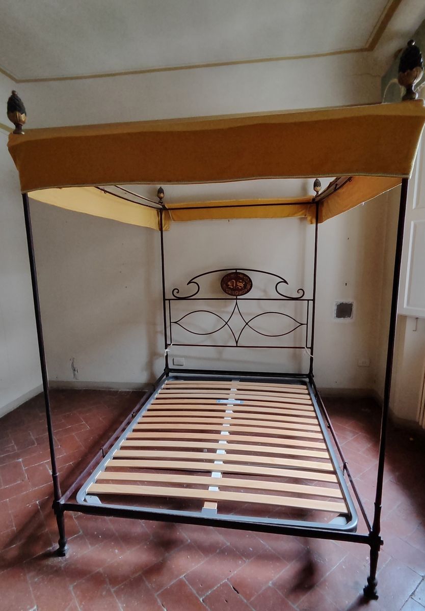 Letto a Baldacchino, Sec. XVIII