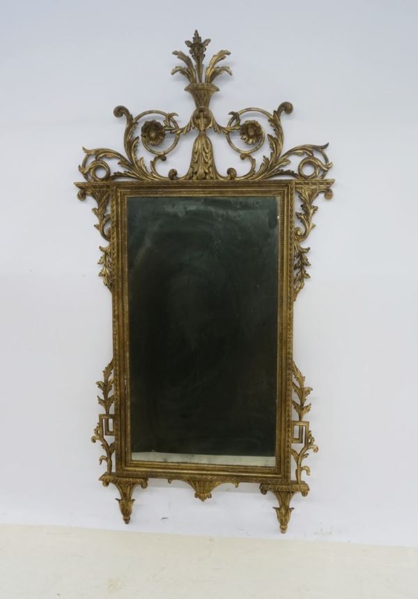 



Specchiera, in stile 700  - Asta ANTIQUARIATO: ARREDI MOBILI E OGGETTI D'ARTE - Poggio Bracciolini Casa d'Aste