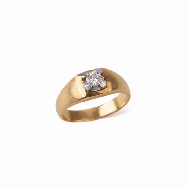 



ANELLO IN ORO GIALLO, ORO BIANCO 18KT  - Asta TEMPO PREZIOSO: GIOIELLI, ARGENTI E PENNE - Poggio Bracciolini Casa d'Aste