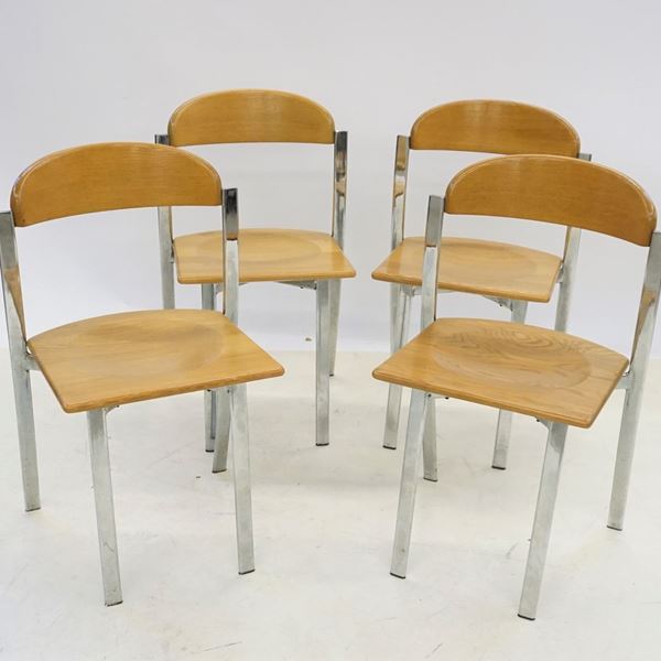 



Quattro sedie  - Asta ARREDARE CON STILE: MOBILI E OGGETTI D'ARTE DAL XVII AL XX SECOLO - Poggio Bracciolini Casa d'Aste