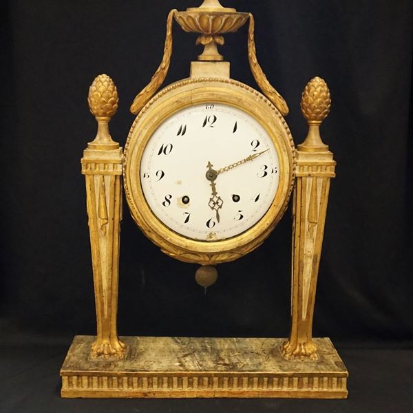 



Orologio da camino, Francia, fine sec. XVIII