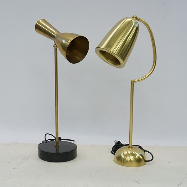 



Due lampade da tavolo, anni 80  - Asta ARREDARE CON STILE: MOBILI E OGGETTI D'ARTE DAL XVII AL XX SECOLO - Poggio Bracciolini Casa d'Aste