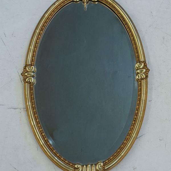 



Specchiera, sec. XX  - Asta ARREDARE CON STILE: MOBILI E OGGETTI D'ARTE DAL XVII AL XX SECOLO - Poggio Bracciolini Casa d'Aste