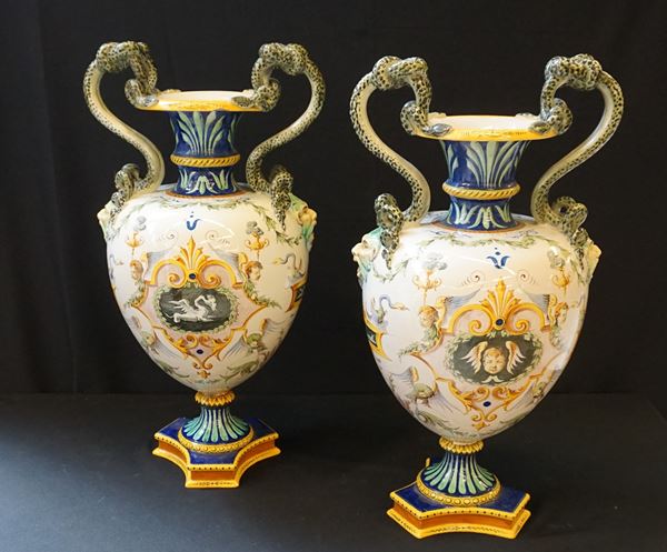 



Coppia di vasi, manifattura Ginori, fine sec. XIX