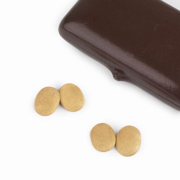 



PAIO DI GEMELLI , BUCCELLATI , IN ORO GIALLO 18KT  - Asta Gioielli , Argenti e Penne - Poggio Bracciolini Casa d'Aste