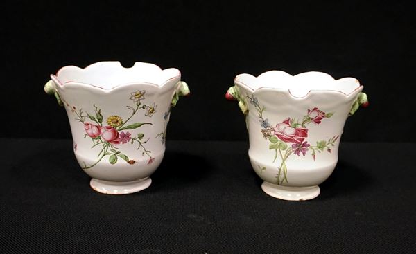 Coppia di vasetti, Francia, sec. XVIII   - Asta Arredare con stile: mobili e oggetti d'arte - Poggio Bracciolini Casa d'Aste
