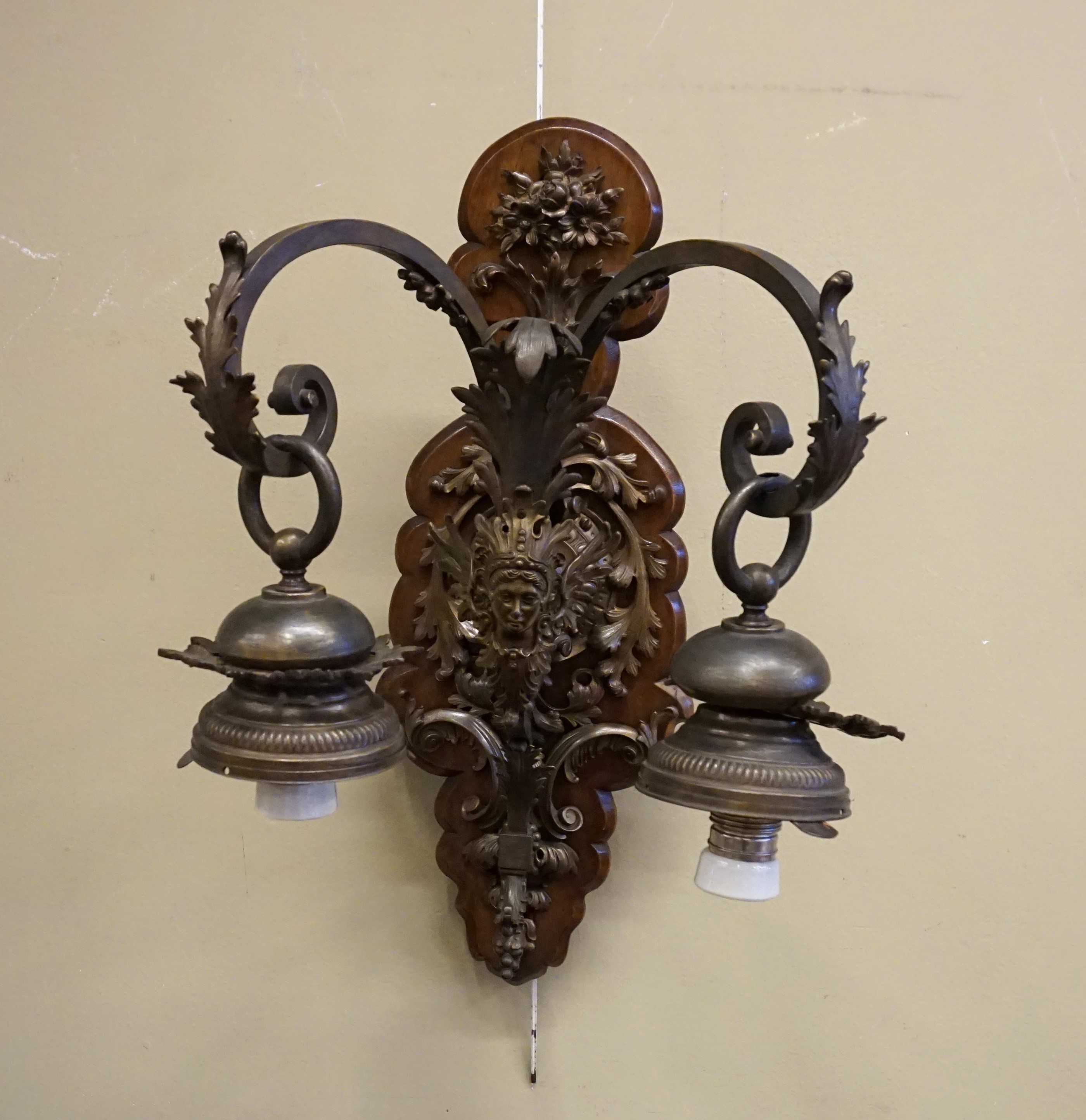 Grande Applique, Sec. XX