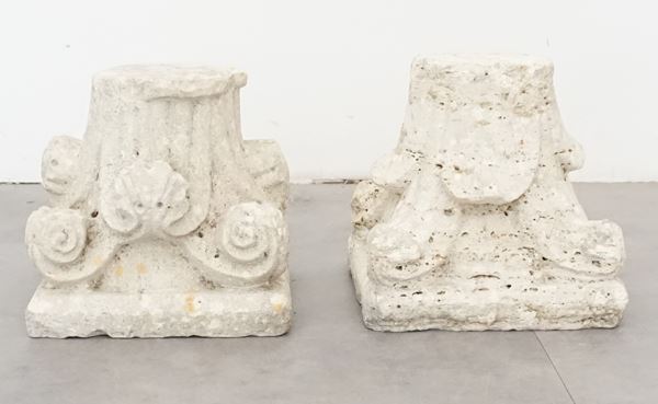 



Coppia di capitelli