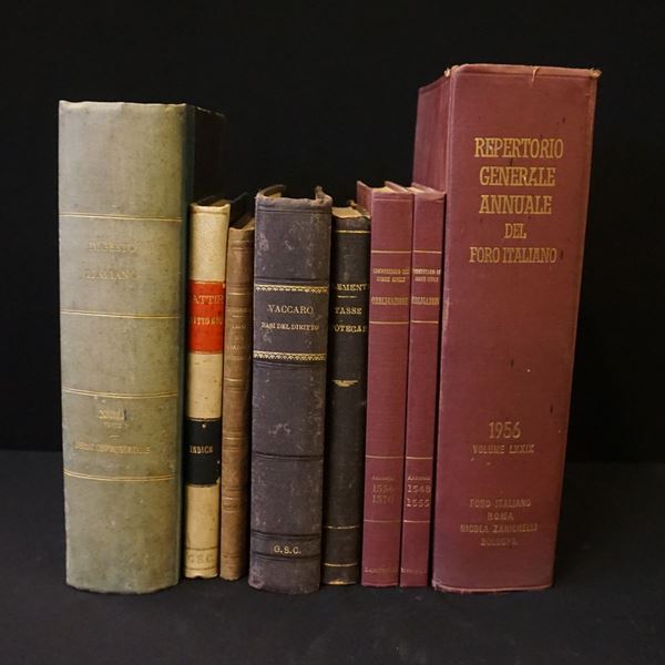 Quantitativo di libri ad argomento vario entro scatole