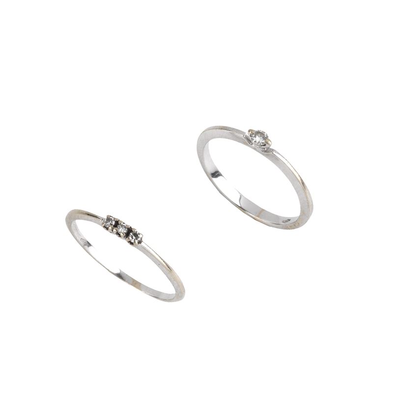 Due Anelli in Oro Bianco 18kt e Pietre Preziose