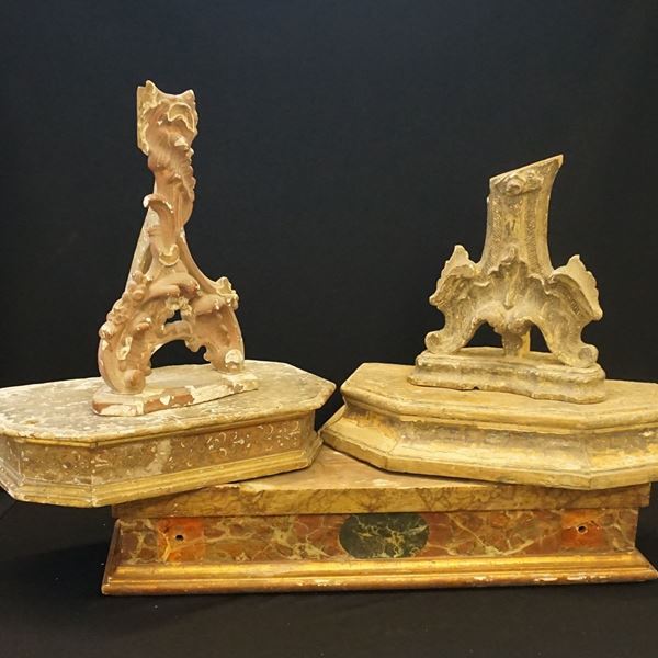 



Cinque fra bracci e fregi, sec.XVIII e XIX  - Asta Mobili e arredi dal XVIII al XX secolo - Poggio Bracciolini Casa d'Aste