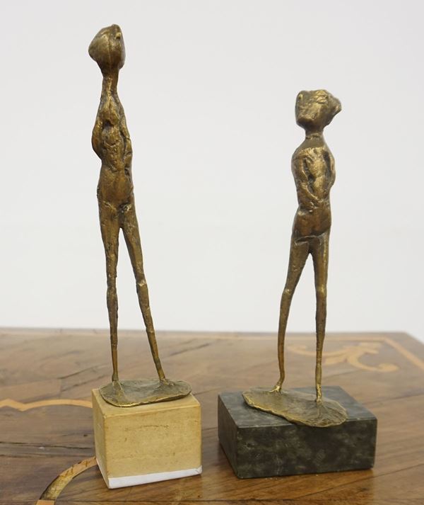 



Alfio Castelli  - Asta Arredi oggetti d'arte e mobili dal XVIII al XX secolo - Poggio Bracciolini Casa d'Aste