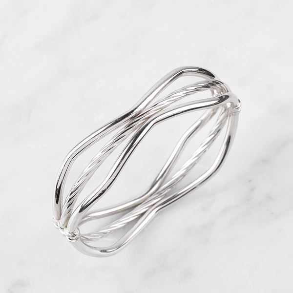 



BRACCIALE RIGIDO IN ORO BIANCO 18KT   - Asta Gioielli e Preziosi - Poggio Bracciolini Casa d'Aste