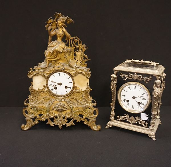 Due orologi da tavolo, fine sec. XIX e sec. XX