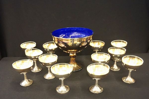 



Coppa da macedonia con dodici coppette