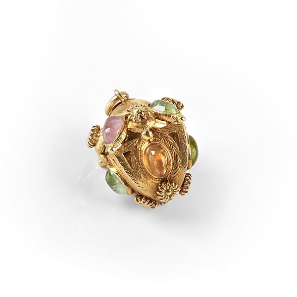 



PENDENTE IN ORO GIALLO 18KT E PIETRE 