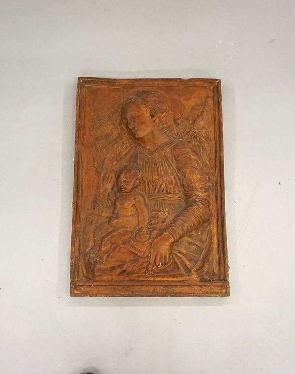 



Altorilievo, sec. XIX  - Asta Mobili oggetti d'arte e arredi dal XVIII al XX secolo - Poggio Bracciolini Casa d'Aste
