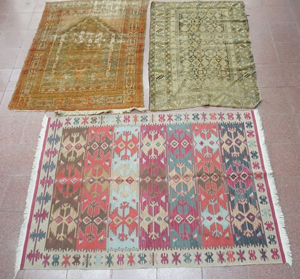 



Tappeto preghiera, tappeto Kilim, tappeto persiano