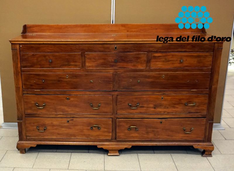 Credenza, Inghilterra, Inizi Sec. XX