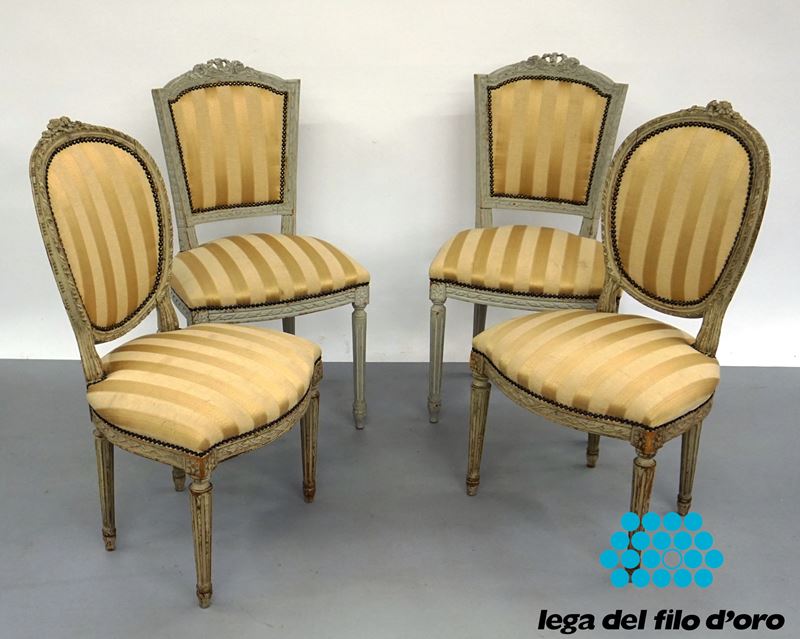 Due Coppie di Sedie in Stile Settecento