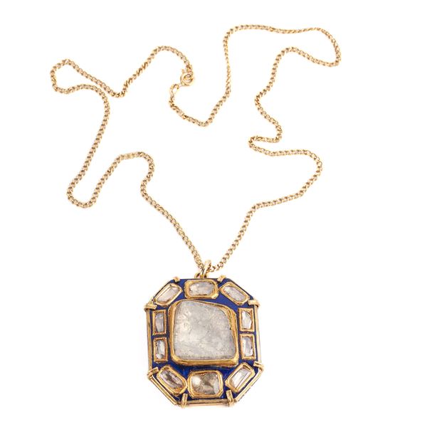 



PENDENTE IN ORO GIALLO 18KT E DIAMANTI