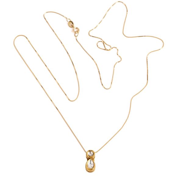



COLLANA IN ORO GIALLO 18KT E PENDENTE