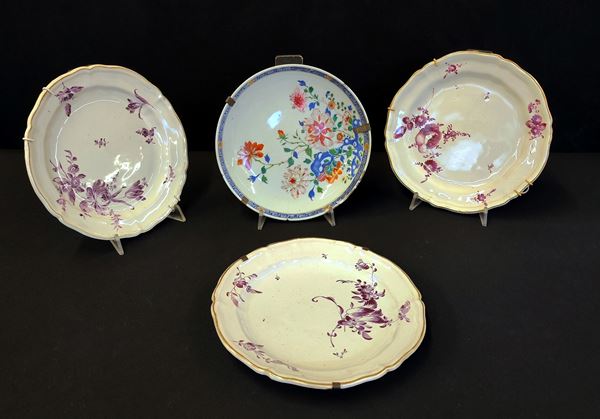 



Tre piatti, sec. XVIII  - Asta Arredare con stile: mobili e oggetti d'arte - Poggio Bracciolini Casa d'Aste