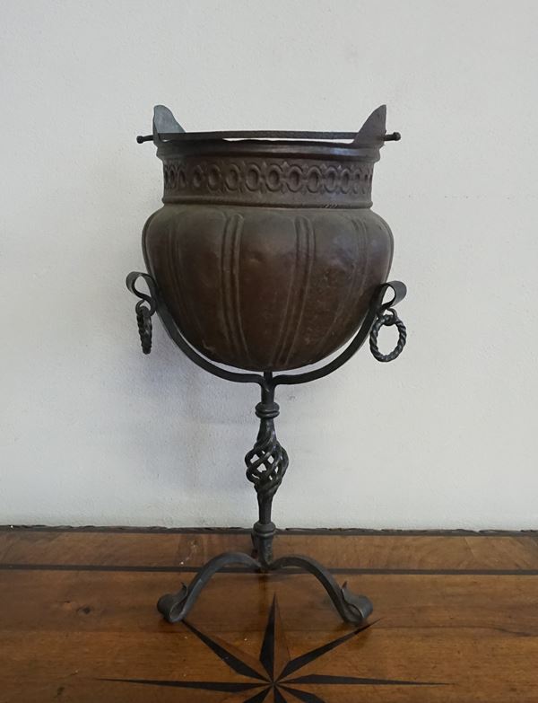 Bacile, sec. XVII  - Asta Arredare con stile: mobili e oggetti d'arte - Poggio Bracciolini Casa d'Aste