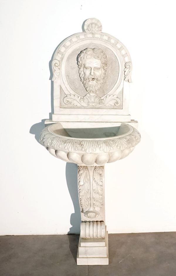 



Fontana da parete, sec. XX