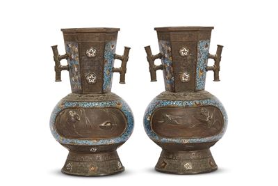 Coppia di Vasi, Giappone, Sec. XIX