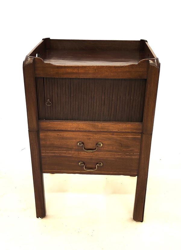 



Commode, Inghilterra fine del sec. XVIII