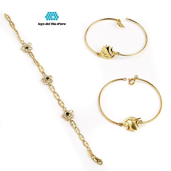 



BRACCIALE IN ORO GIALLO 18KT E PIETRE  - Asta GIOIELLI, ARGENTI E PENNE - Poggio Bracciolini Casa d'Aste