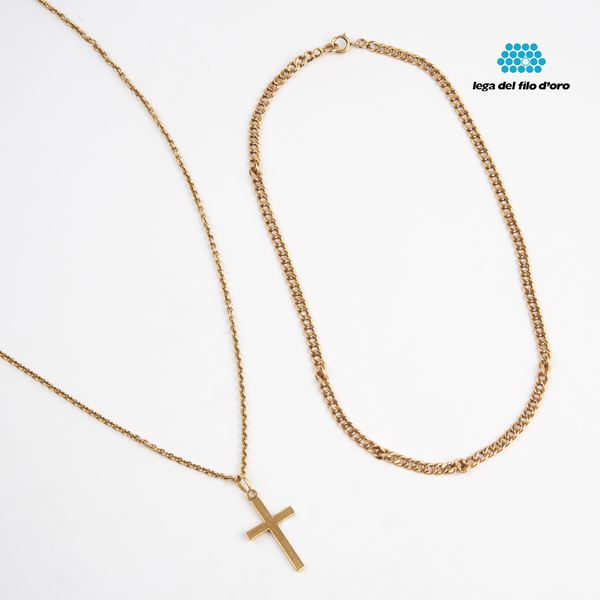 



COLLANA GIROCOLLO IN ORO 18KT