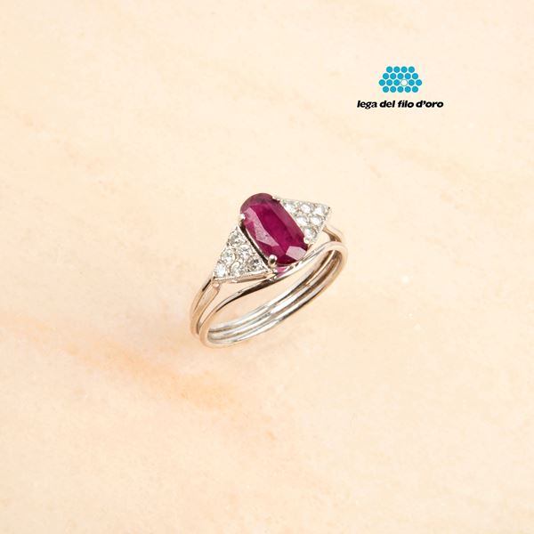 



ANELLO IN ORO BIANCO 18KT , DIAMANTI E RUBINO   - Asta GIOIELLI, ARGENTI E PENNE - Poggio Bracciolini Casa d'Aste