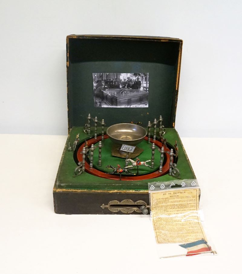 Il Gioco della Trottola, Francia, Inizi Sec. XX