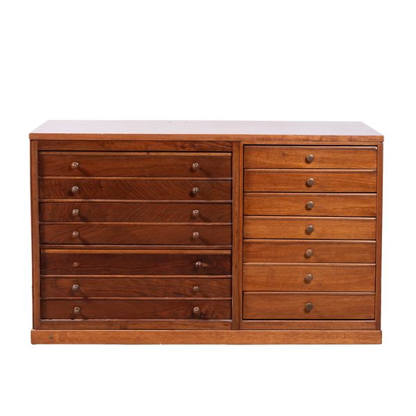 



Portaposate, sec. XX  - Asta Arredi, mobili ed oggetti d'arte - Poggio Bracciolini Casa d'Aste