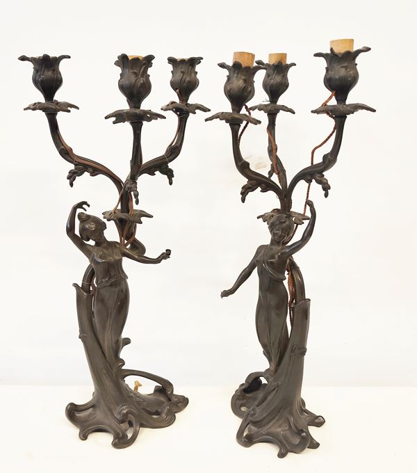 



Coppia di candelabri, inizi sec. XX  - Asta Arredi, mobili e oggetti d'arte - Poggio Bracciolini Casa d'Aste