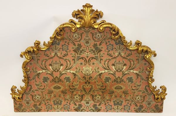 



Testata di letto, in stile Settecento  - Asta Arredi, mobili e oggetti d'arte - Poggio Bracciolini Casa d'Aste