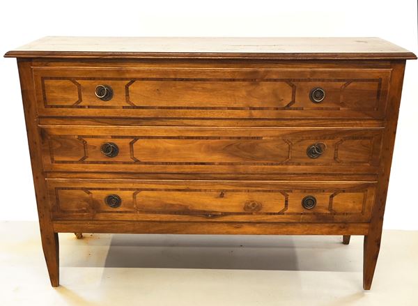 



Cassettone, in stile Luigi XVI  - Asta Arredi, mobili e oggetti d'arte - Poggio Bracciolini Casa d'Aste