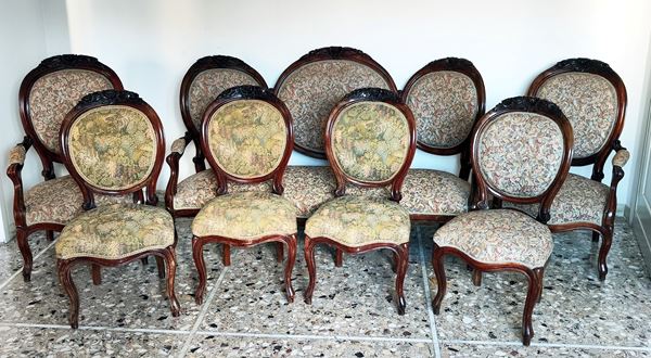 



Divano, due poltrone e quattro sedie, sec. XIX  - Asta Arredi, mobili e oggetti d'arte - Poggio Bracciolini Casa d'Aste