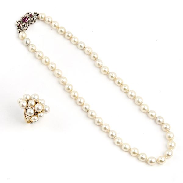 



COLLANA GIROCOLLO DI PERLE&nbsp; E ORO BIANCO 18 KT