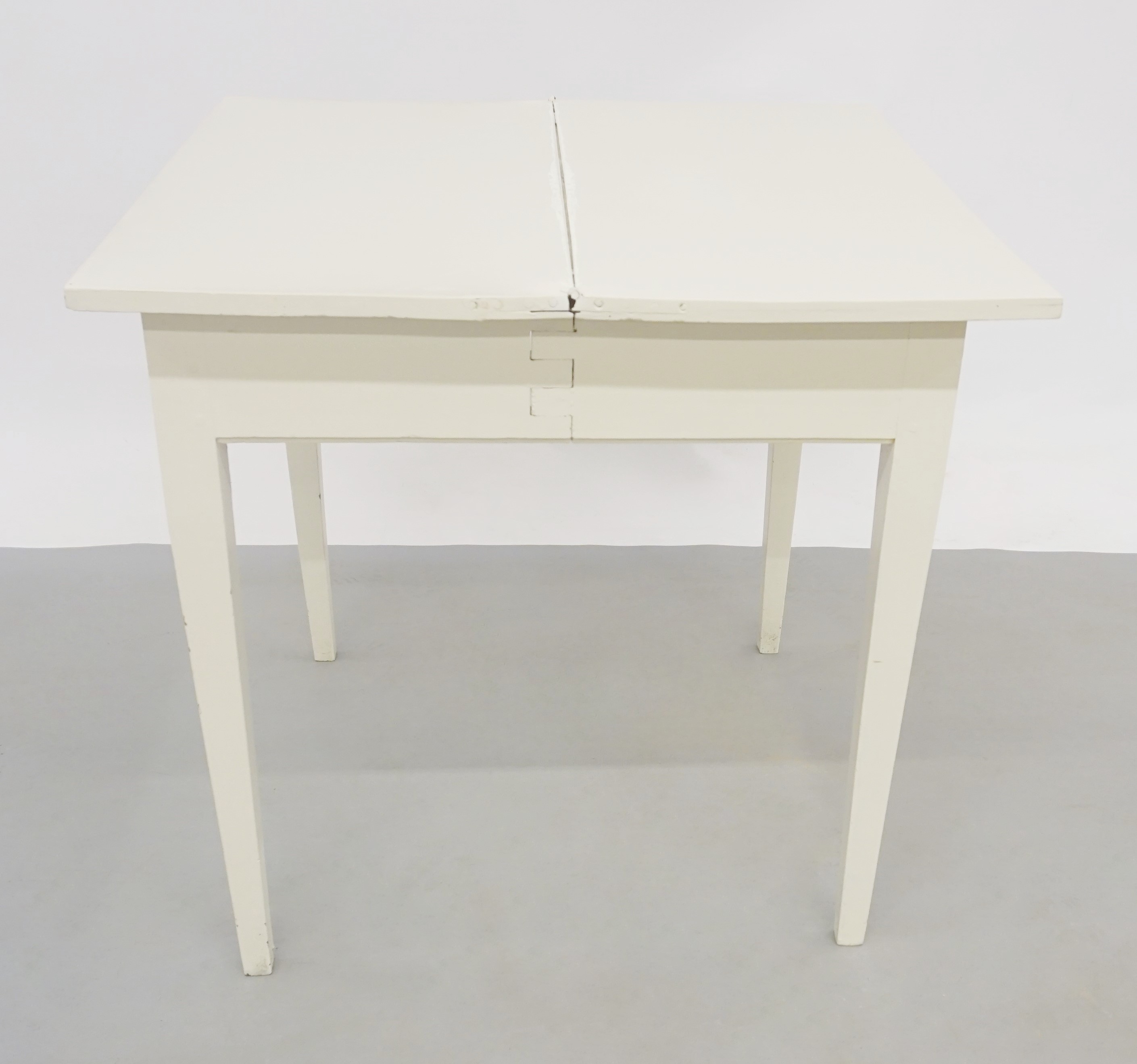 Console, Sec. XIX