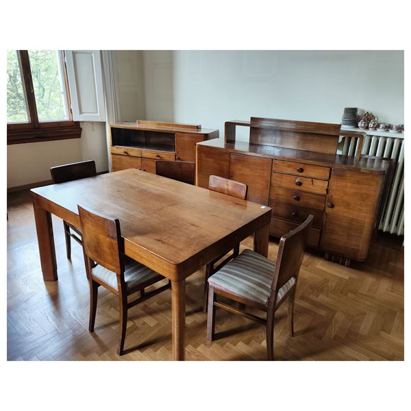 



Sala da pranzo, epoca D&egrave;co, composta da: 