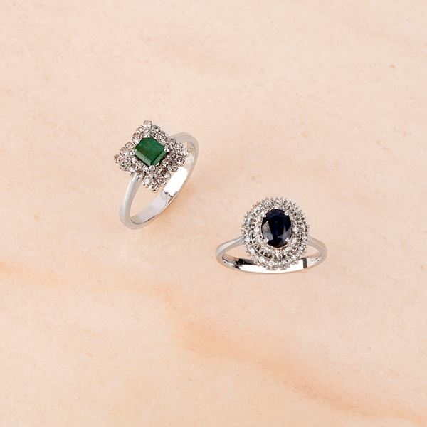 



ANELLO IN ORO BIANCO 18 KT DIAMANTI E SMERALDO