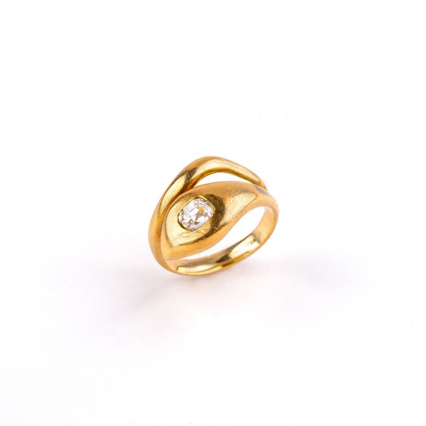 ANELLO UIN ORO GIALLO 18KT,  E DIAMANTE