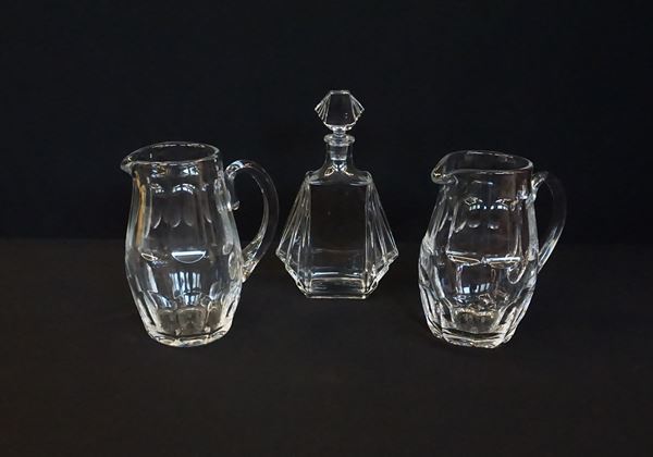 



Due brocche e bottiglia, sec. XX  - Asta Arredi, mobili e oggetti d'arte - Poggio Bracciolini Casa d'Aste