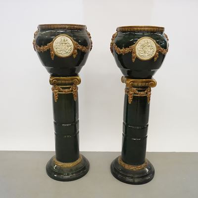 Coppia di Colonne con Vasi, Sec. XX