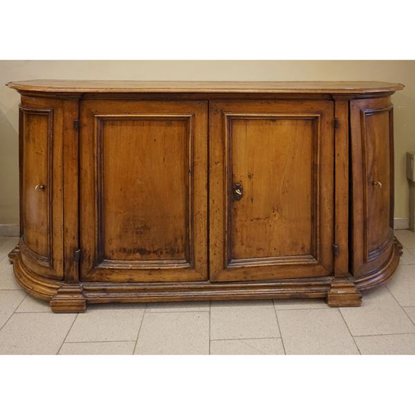 Credenza, sec. XVIII  - Asta Mobili, arredi e oggetti d'arte - Poggio Bracciolini Casa d'Aste