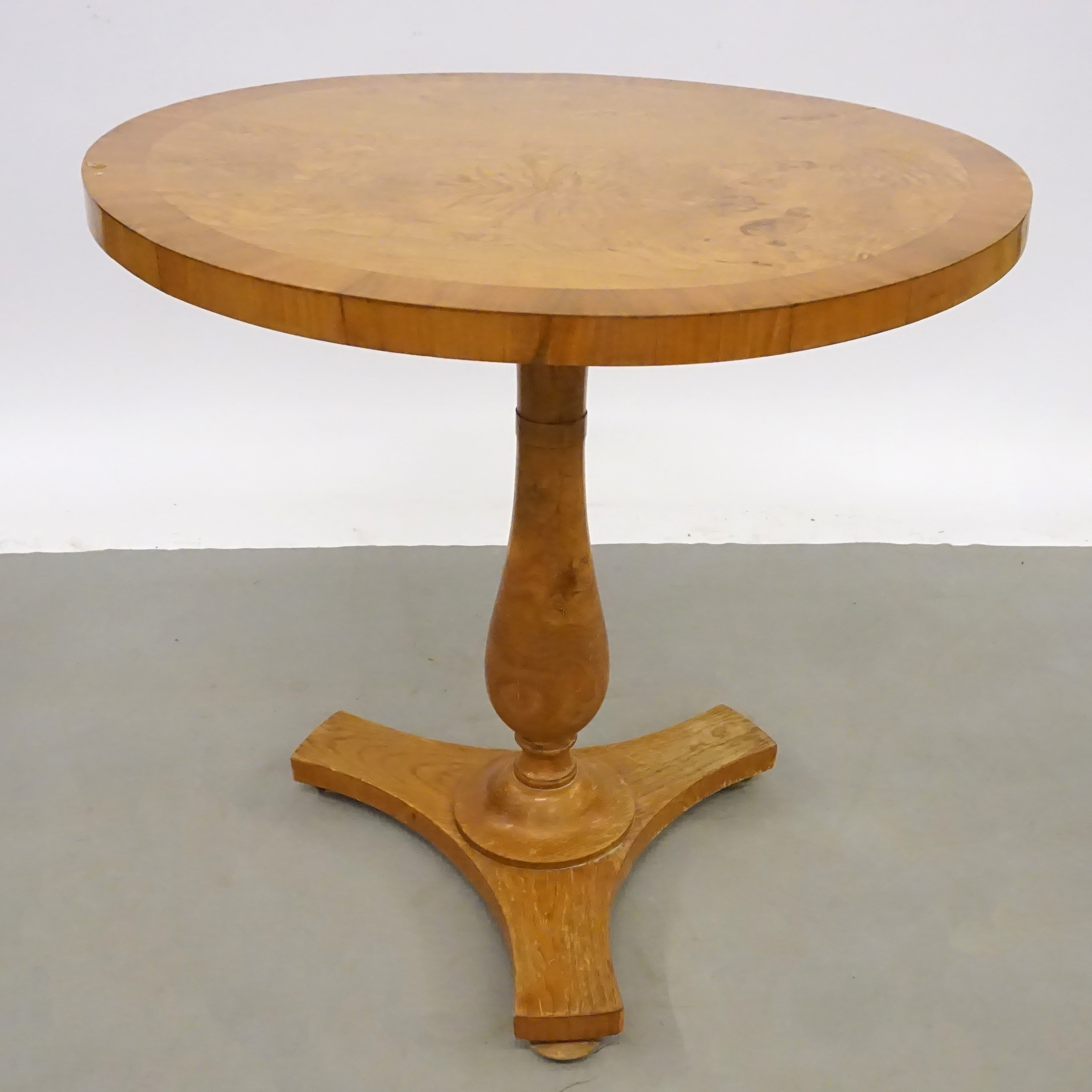 Tavolino tondo periodo Bidermeier