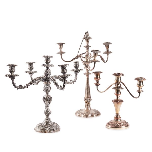 



TRE CANDELABRI, SEC. XX  - Asta Gioielli, argenti, numismatica e penne - Poggio Bracciolini Casa d'Aste